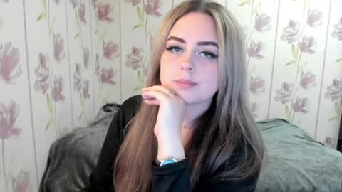 Snapshot of agatasweeti chatting on July 11, 10:44 pm Agata online show from July 11, 10:44 pm