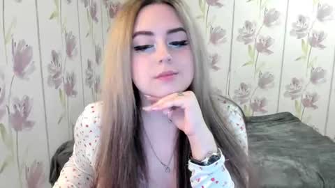 Snapshot of agatasweeti chatting on July 16, 10:49 pm Agata online show from July 16, 10:49 pm