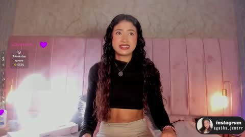 Snapshot of agatha_jener chatting on June 4, 11:38 am agatha_jener online show from June 4, 11:38 am