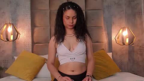 AgathaMendoza online show from October 16, 6:42 pm