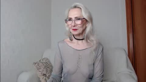 Agatha online show from November 21, 3:44 pm
