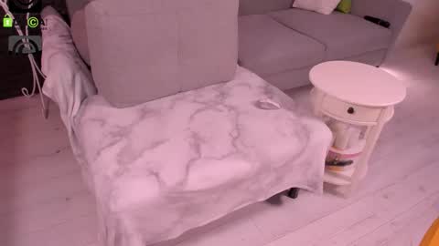 Snapshot of agatha_one chatting on October 28, 11:29 pm Agatha online show from October 28, 11:29 pm