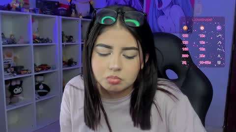 Cat online show from December 6, 7:54 am