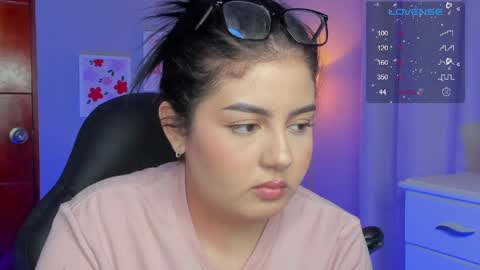 Cat online show from April 18, 5:11 am