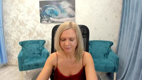 Snapshot of agathaklouin chatting on January 30, 7:04 pm Agatha online show from January 30, 7:04 pm