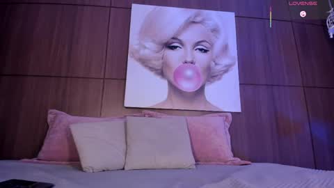    online show from April 13, 11:32 pm