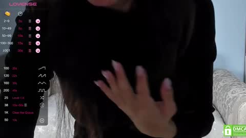 Snapshot of agattasmith chatting on February 19, 4:22 pm AgattaSmith online show from February 19, 4:22 pm