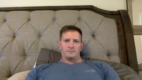 Snapshot of agg3131 chatting on January 12, 2:35 am Andrew G online show from January 12, 2:35 am