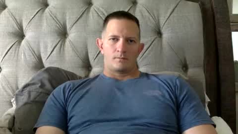 Snapshot of agg3131 chatting on February 17, 9:30 pm Andrew G online show from February 17, 9:30 pm