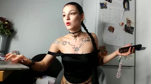 Moon online show from October 13, 12:54 am