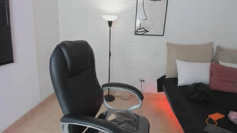 Ahmara  online show from January 14, 11:38 am