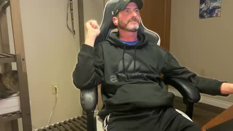 AhShucks online show from April 1, 3:18 am