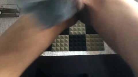 ahbehbi12 online show from December 15, 8:30 am