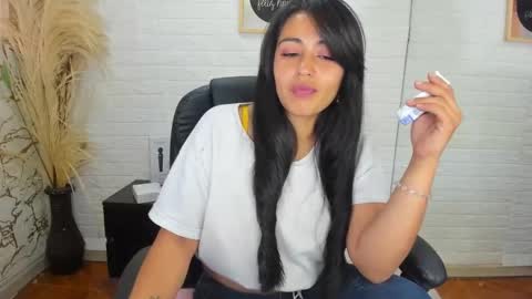 Ahisha online show from February 13, 6:38 pm