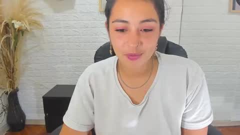 Ahisha online show from February 26, 2:14 pm