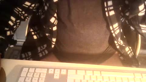 Snapshot of ahmole chatting on December 25, 7:57 am Ole online show from December 25, 7:57 am