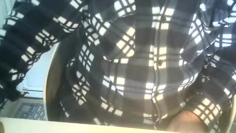 Snapshot of ahmole chatting on December 27, 9:17 am Ole online show from December 27, 9:17 am