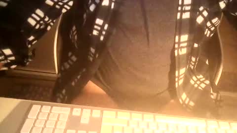 Snapshot of ahmole chatting on January 2, 7:12 am Ole online show from January 2, 7:12 am