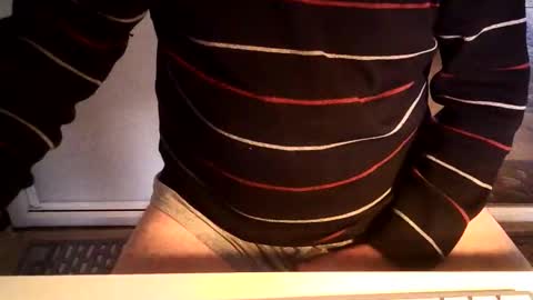 Snapshot of ahmole chatting on January 8, 7:43 am Ole online show from January 8, 7:43 am