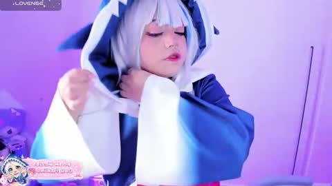 Snapshot of ahri_elderwood chatting on July 13, 4:04 am Ahri help me get to 100 online show from July 13, 4:04 am
