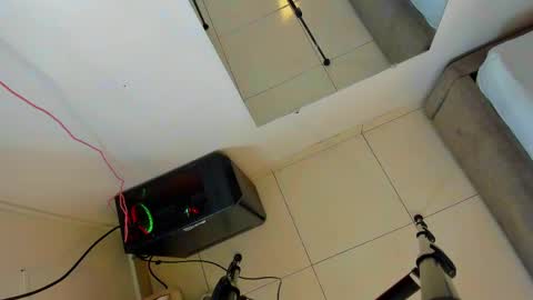 AHSLY online show from April 14, 11:38 am