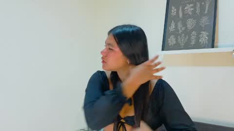 AHSLY online show from April 17, 12:08 pm