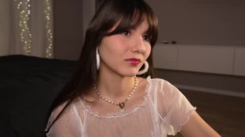 Snapshot of aicharae chatting on May 22, 7:52 pm Vicky online show from May 22, 7:52 pm