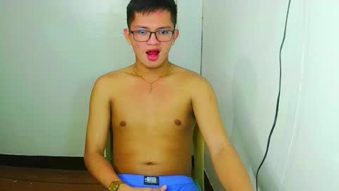aiden_acexxx online show from June 2, 11:40 pm