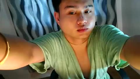 aidenalaric398 online show from April 8, 8:14 am