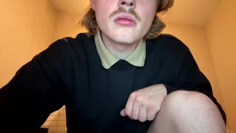 aidenisdunn online show from March 5, 8:32 am