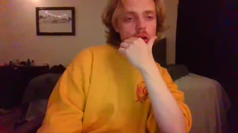 aidenisdunn online show from March 26, 2:33 pm