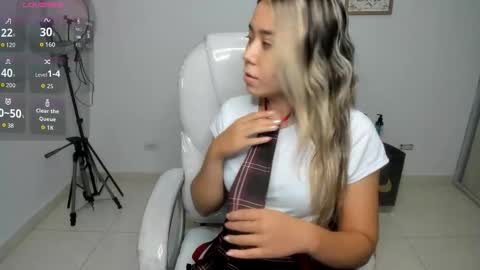 Ailyn online show from September 11, 9:42 am