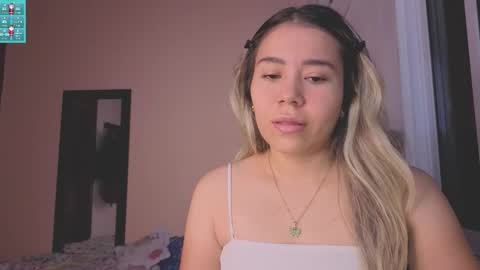 Ailyn online show from November 23, 8:03 am