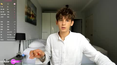 Snapshot of aiko_miracle chatting on November 4, 6:01 am birthday here online show from November 4, 6:01 am