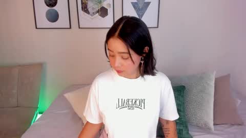 ailanacortes online show from December 19, 12:12 pm