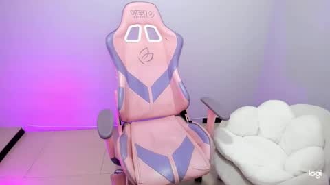 Snapshot of ailee_kawaii chatting on March 8, 3:35 pm Ailee Hyuga online show from March 8, 3:35 pm