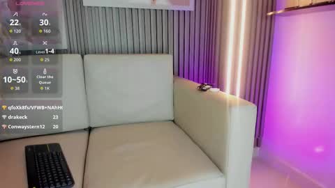 Snapshot of ailee_naughty chatting on October 31, 8:48 am online show from October 31, 8:48 am