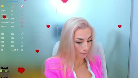 Allie  online show from September 19, 7:32 am