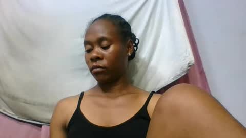 aimee982179 online show from March 15, 6:47 pm