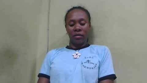 aimee982179 online show from April 11, 3:11 am