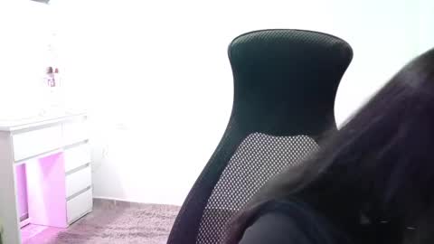 Snapshot of aineangeel chatting on November 23, 1:38 am AINE online show from November 23, 1:38 am