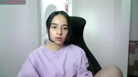 Snapshot of aineangeel chatting on June 14, 12:19 am AINE online show from June 14, 12:19 am