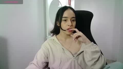 Snapshot of aineangeel chatting on July 13, 12:24 am AINE online show from July 13, 12:24 am
