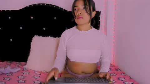 Ainhara  online show from January 9, 3:20 am