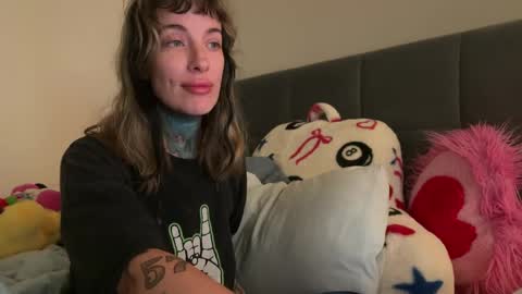 Airgead online show from April 6, 12:19 am