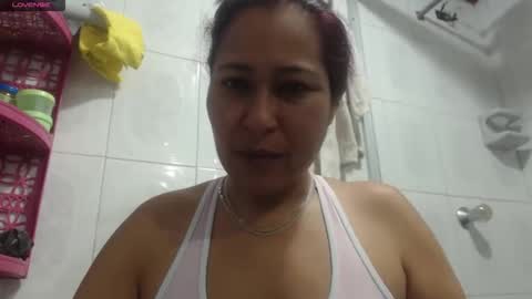 aisha_french online show from January 19, 3:05 pm