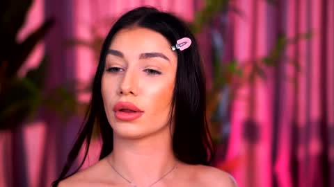 Lora online show from January 8, 8:49 am