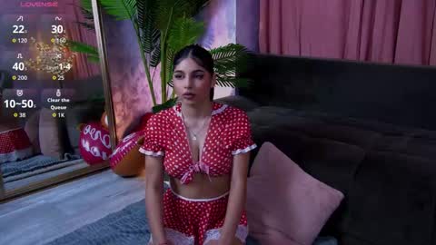 Aisha online show from February 28, 6:31 pm