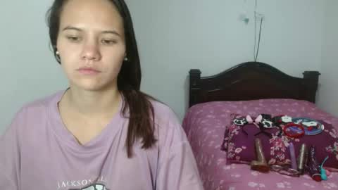 Snapshot of aishafuckaas chatting on October 23, 8:40 pm aishafuckaas online show from October 23, 8:40 pm