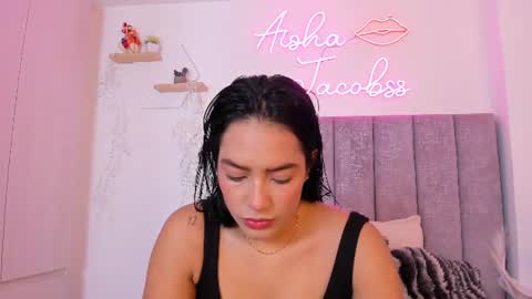 aishajb_02 online show from August 5, 6:33 pm